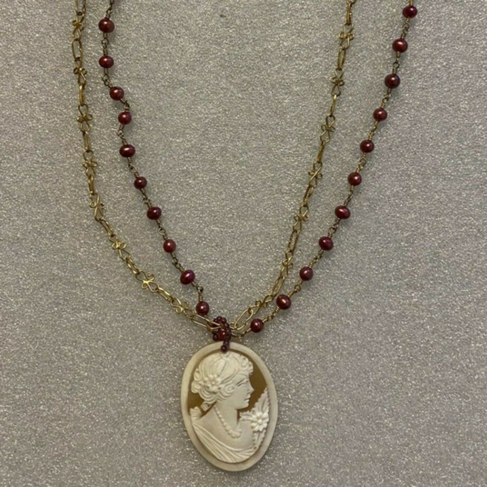 EXTASIA PEARL AND CAMEO NECKLACE